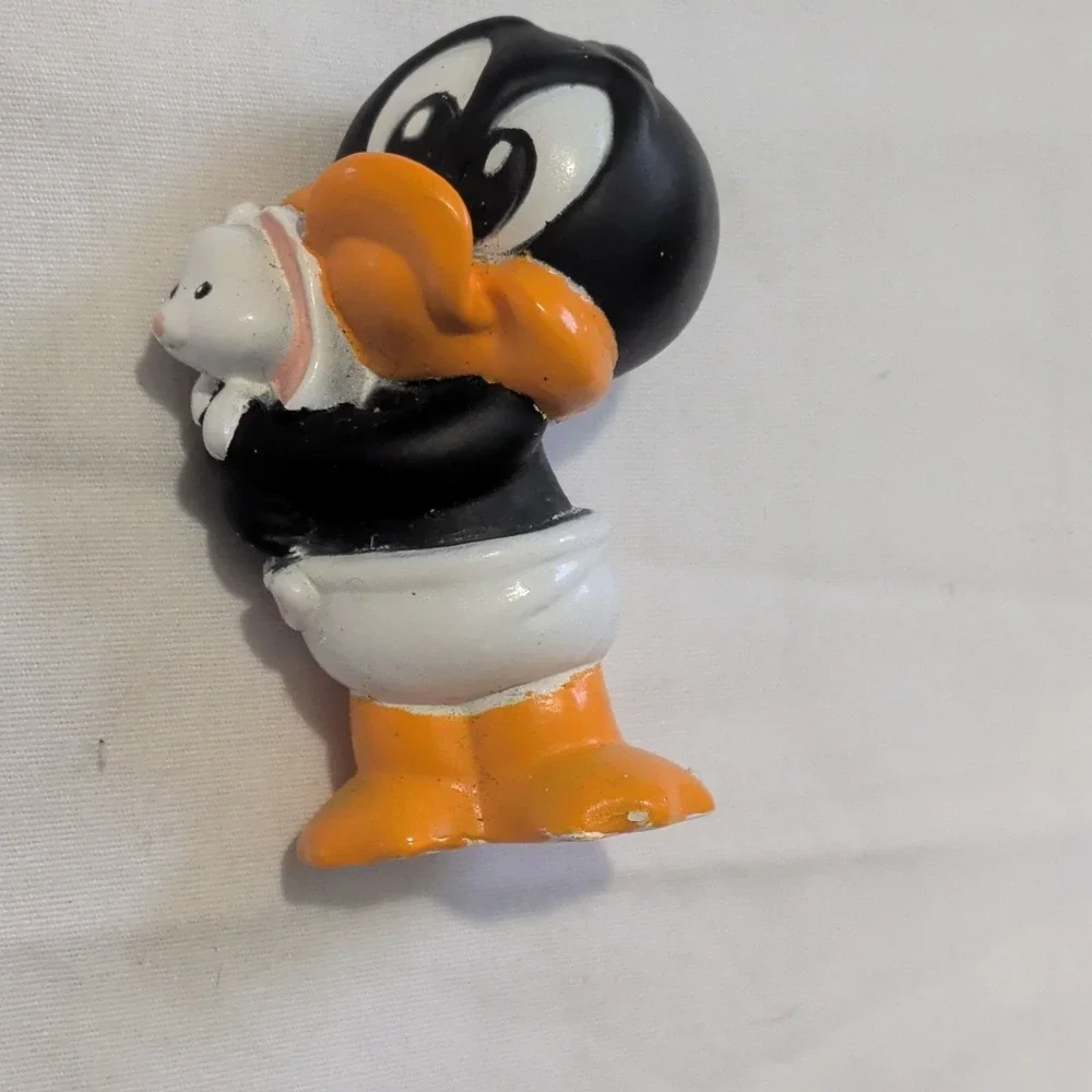 Baby Bugs Bunny & Baby Daffy Duck Figurines Looney Tunes Plastic 2pc Set